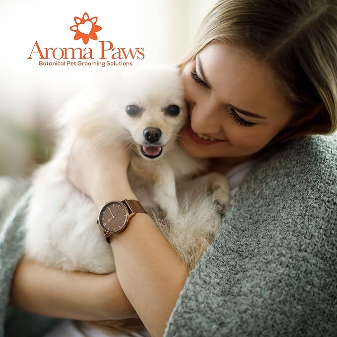 Scented Candle in Tin - Handcrafted Aromatherapy Candle for Pets - Pet-Friendly and No Harsh Chemicals Soy Candle - Burns up to 60 Hours - Honeysuckle Jasmine