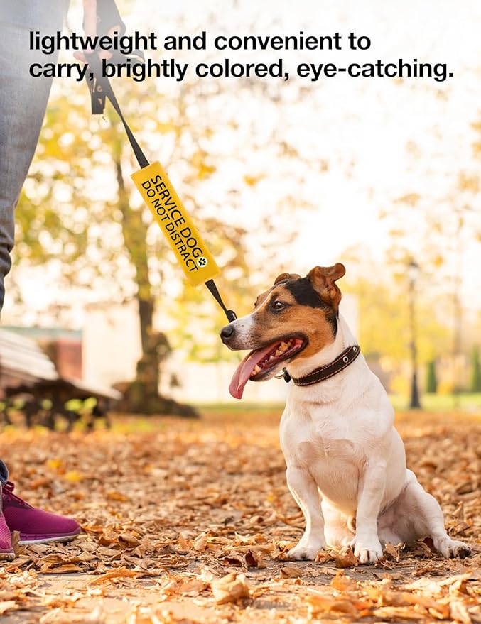 Yellow Service Dog Do Not Distract Dog Leash Sleeve, Funny Service Dog Tags Dog Leash Sleeve Wrap Alert Hanging ID Patch Tag, Pet Dog Birthday Service Dog Leash Gift for Dog Owners