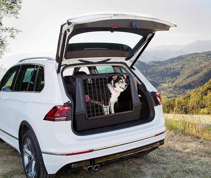 Ferplast Atlas Vehicle SUV Dog Crate, Assembled Car Dog Crate Measures 39L x 23W x 26H, Ideal for Medium to Intermediate Dog Breeds, Black