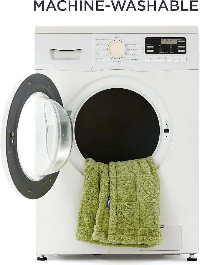 Bedsure Dog Blanket for Medium Dogs Washable - Soft Fluffy Puppy Blanket with Premium 300GSM Coral Fleece, Cozy Calming Cat Blankets for Indoor Cats, Fuzzy Pet Blanket for Kitten Doggy, Green