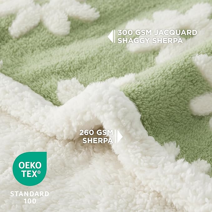 Lesure Waterproof Dog Blanket for Large Dogs - Washable Double Sided Dog Blankets with Warm Jacquard Shag and Soft Sherpa Fleece, Pet Cat Blanket for Bed Protection, 3D Textured Cloud, Green