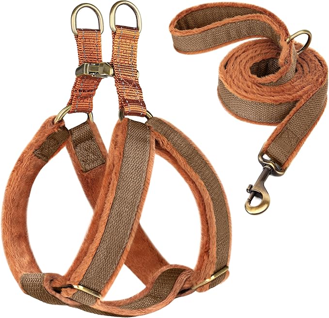 Beirui Soft Medium Dog Harness and Leash Set-Adjustable Step in Dog Harness for Medium Dogs-Easy Walk Dog Harness Medium Sized Dog-Warm No Pull Dog Harness and Leash Used in Autumn Winter(Brown,M)
