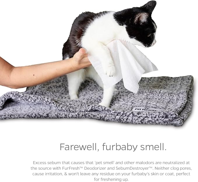 Pet Parents® Pet WiPees™ Cat All Purpose Cat Wipes, Pet Wipes, All Purpose Wipes for Cats & Cat Bath Wipes, Cat Cleaning Wipes (100 Count (Pack of 4), Calming)