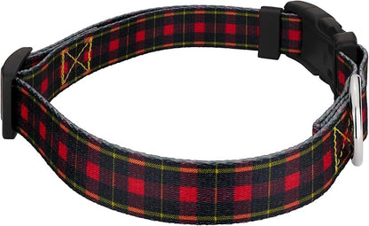 Country Brook Petz - Deluxe Buffalo Plaid Dog Collar - Made in The U.S.A. - Plaid and Argyle Collection Featuring Charming Designs (5/8 Inch, Small)