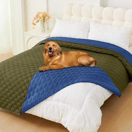 Smiry Waterproof Dog Blanket, Soft Dog Bed Cover Pet Blanket, Reversible Couch Cover for Dogs Washable, Pet Couch Covers for Sofa Furniture Protector for Puppy Cat (82x82 Inch, Green/Navy)