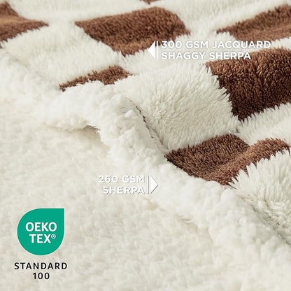 Lesure Waterproof Dog Blanket for Large Dogs - Washable Double Sided Dog Blankets with Warm Jacquard Shag and Soft Sherpa Fleece, Pet Cat Blanket for Couch Protection, 3D Textured Checks, Brown