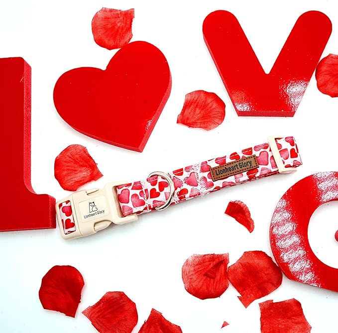Lionheart glory Valentine's Day Collar, Red Hearts Dog Collar for Small Cute Dog Collars Spring Female Pet Gift Adjustable Heavy-Duty Holiday Dog Collar Plastic Buckle