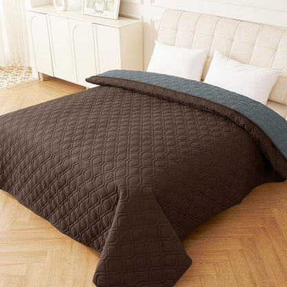 hyha Waterproof Dog Bed Blanket, Soft Dog Bed Cover Pet Blankets, Washable Couch Sofa Cover for Dogs, Reversible Pet Sofa Covers for Furniture (82x120 Inch, Chocolate/Dark Grey)