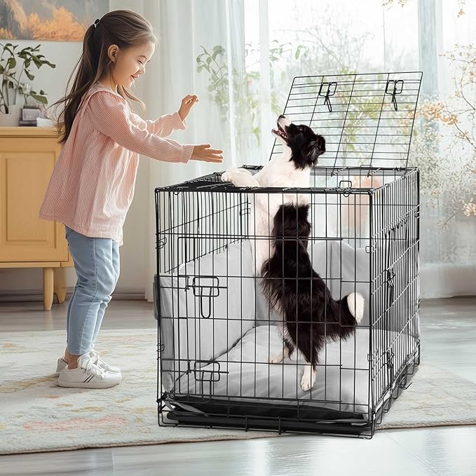 Veehoo 30 inch Dog Crates for Medium Dogs with Bumper-Three Doors Folding Metal Wire Dog Crate Cage Kennel, Indoor Outdoor Medium Dog Crate Kennels with Plastic Leak-Proof Tray-Portable Pet Kennel Kit