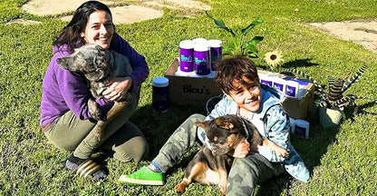 Bleu's Multi-Wipe pet Wipe Dog and Cat Grooming Blueberry Scented Ideal for Ears, Eyes and Tears, Face, Nose, Paws, Claws, Fur, Tails and Booties. Eco-Friendly, compostable